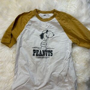 Uniqlo Unisex Snoopy T shirt